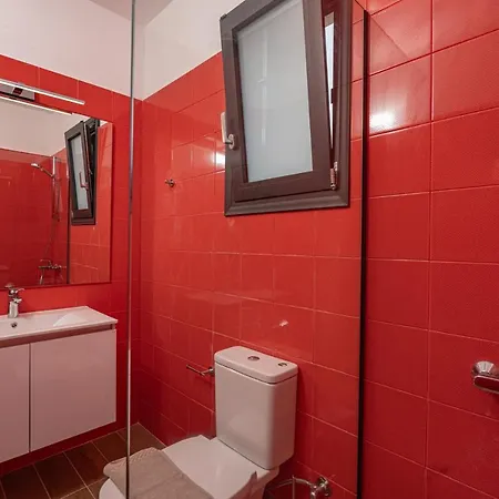 Villa Zenith White Elegant 1 *