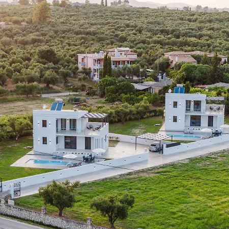 Villa Zenith White Elegant 1 *