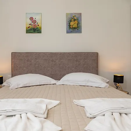 Zenith White Elegant 1 Villa *